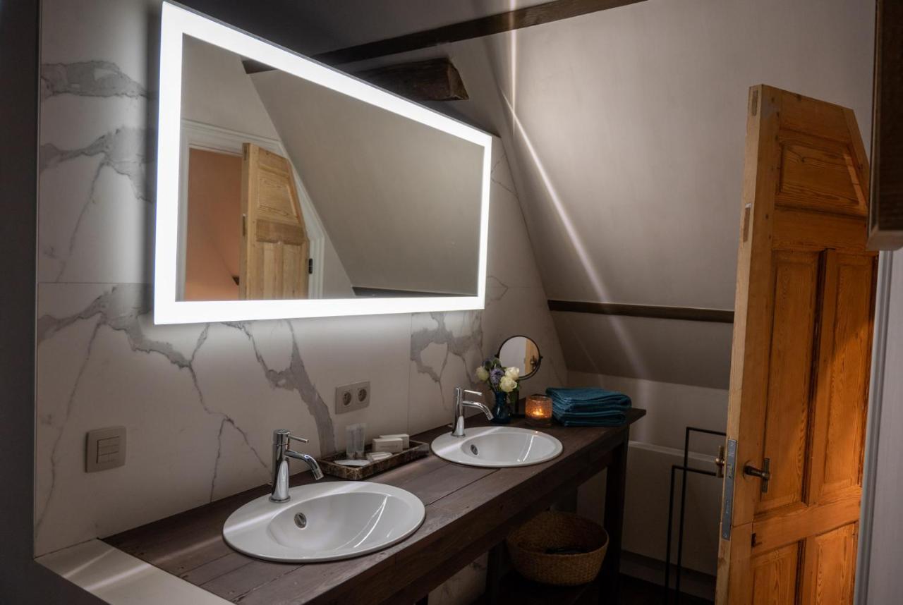 Deluxe Zimmer mit Kingsize-Bett